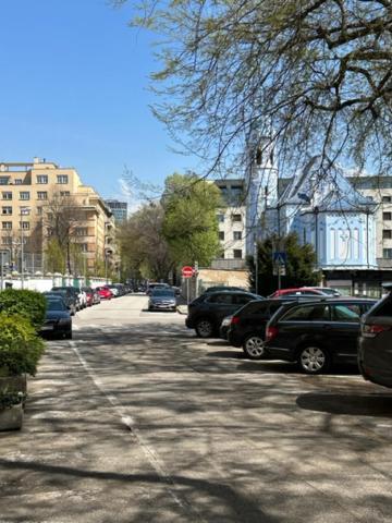 Sunny House One Apartment Bratislava Exterior photo